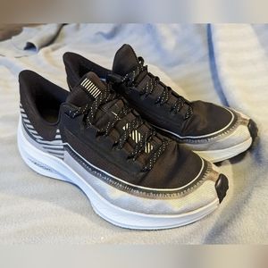 Nike Air Zoom Winflo 6 Shield Shoes Womens Size 9 Sneakers Black Athletic